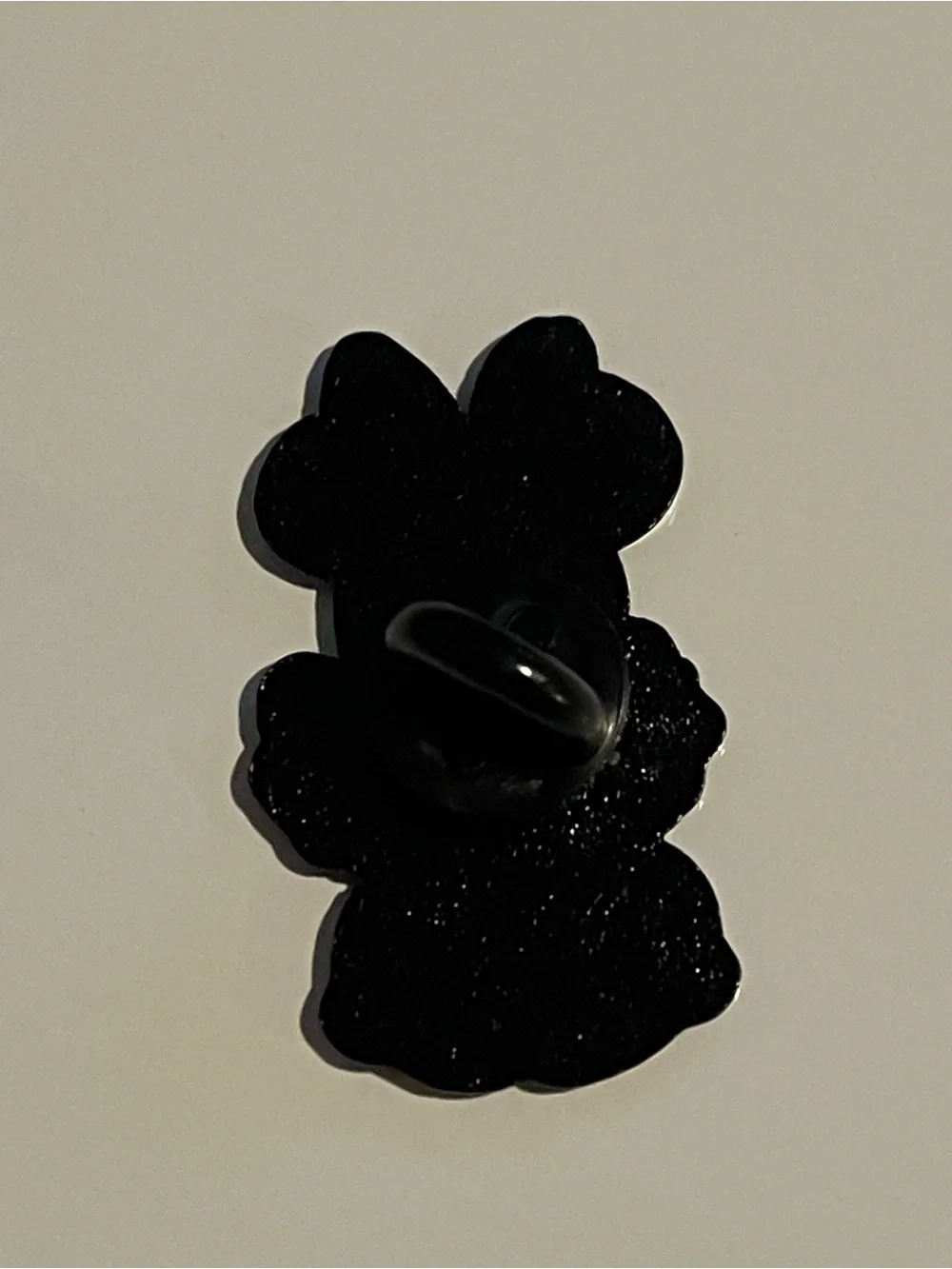 Kids Minnie Mouse Reading a Book Enamel Pin - NEW